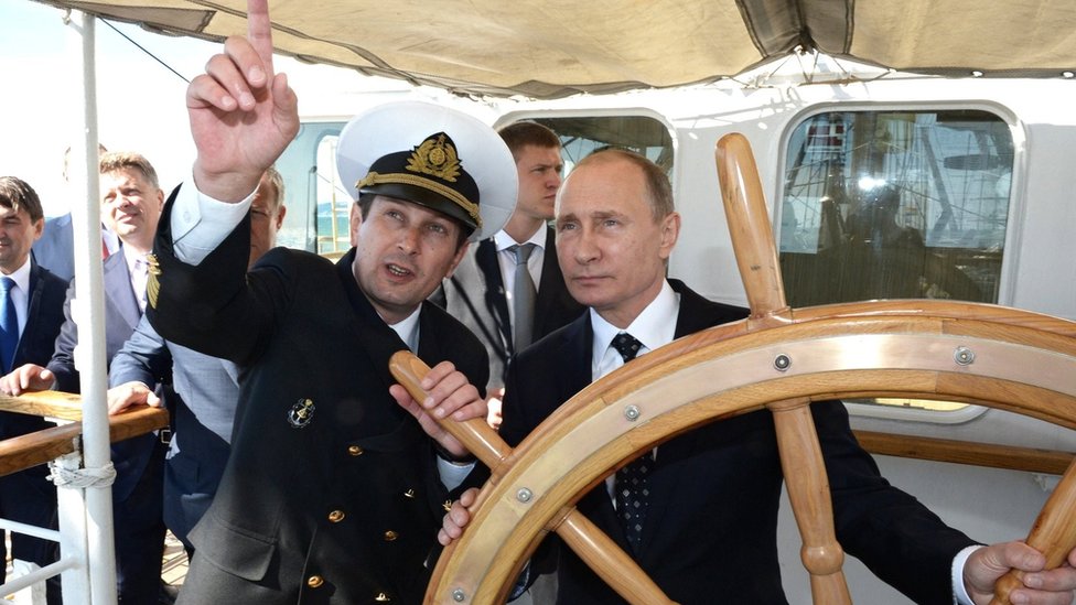 普京2016年在船上