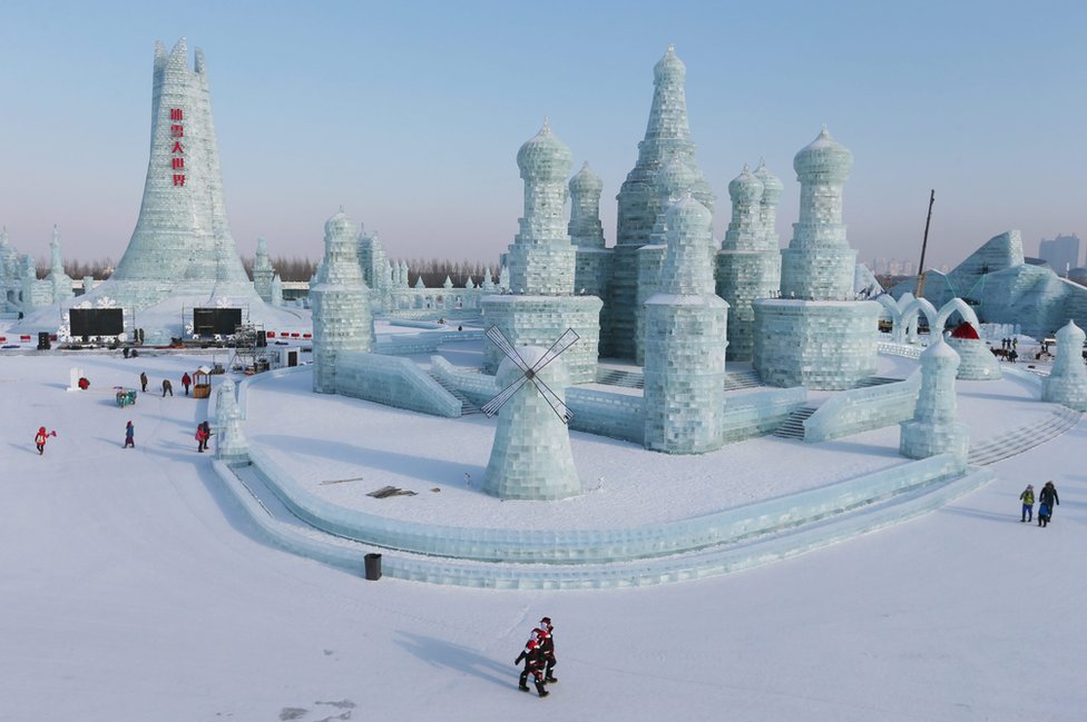 ice sculptures in china 2016