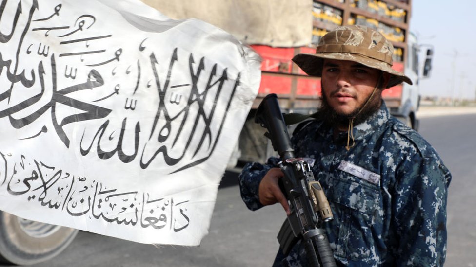 الولايات المتحدة دأبت على معاملة حلفائها بقسوة وعدم اكتراث – في الفينانشال تايمز 2 أحد عناصر طالبان