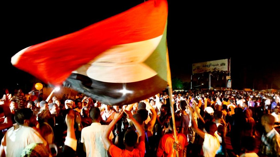 تحذيرات من مغبة العنف ضد المتظاهرين في السودان