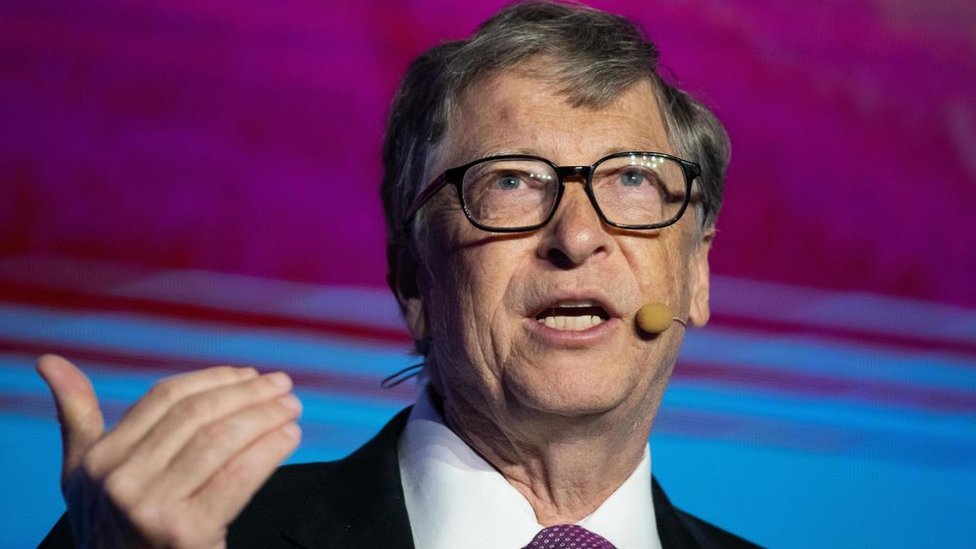 Bill Gates dando una conferencia en Beijing en noviembre de 2018.