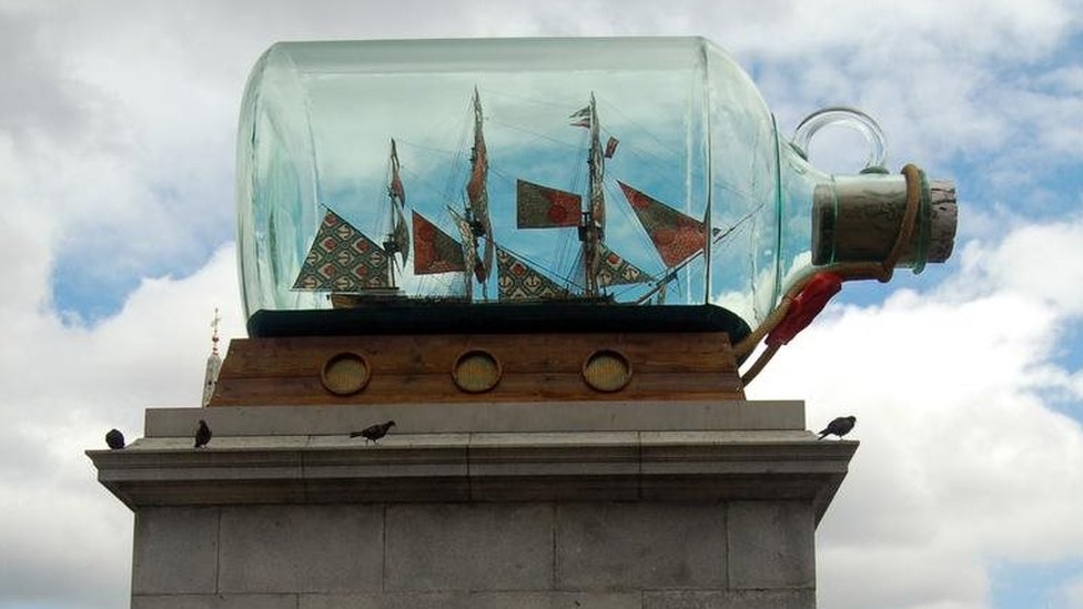 Корабль Нельсона в бутылке, автор - Инка Шонибаре