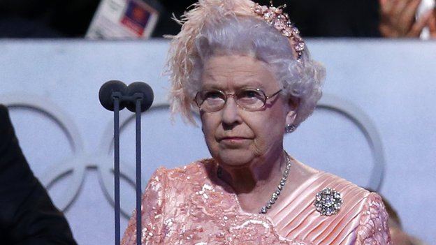 女王在2012年倫敦奧運會開幕式上