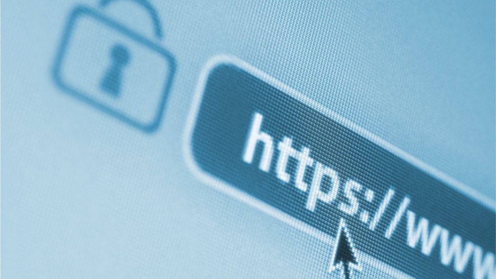 Стандартное изображение показывает буквы HTTPS в строке интернет-браузера - часто это признак того, что трафик был зашифрован