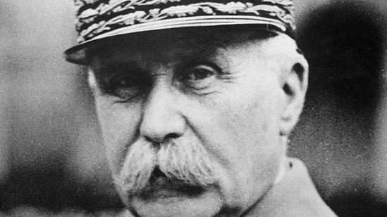 Segunda Guerra Mundial: Henri Pétain, el héroe francés de la I Guerra  Mundial condenado a la infamia por colaborar con los nazis y deportar a  miles de judíos - BBC News Mundo