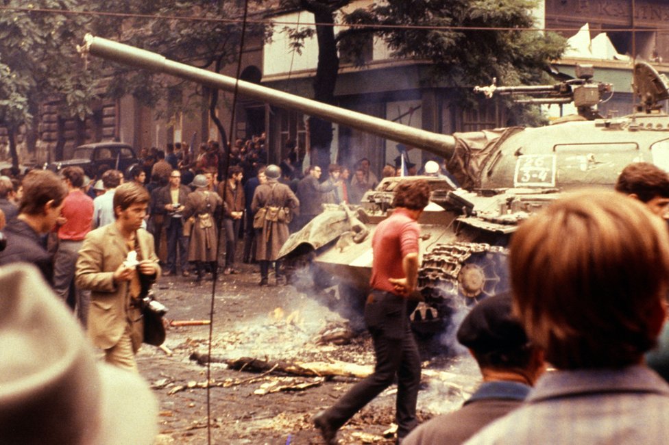 The Red Army and the troops of four other member countries of the Warsaw Pact (Hungary, Poland, Bulgaria and East Germany) invade Czechoslovakia, 21 August 1968