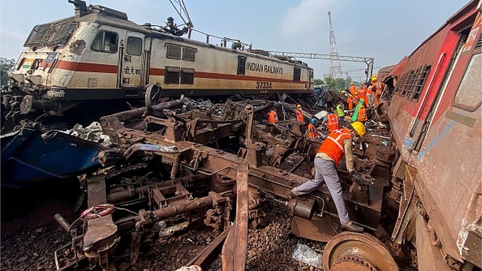 tabrakan kereta odisha, india