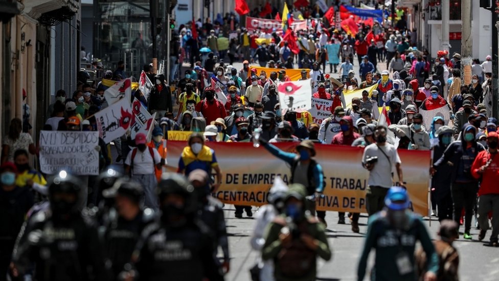 Протестующие в Кито