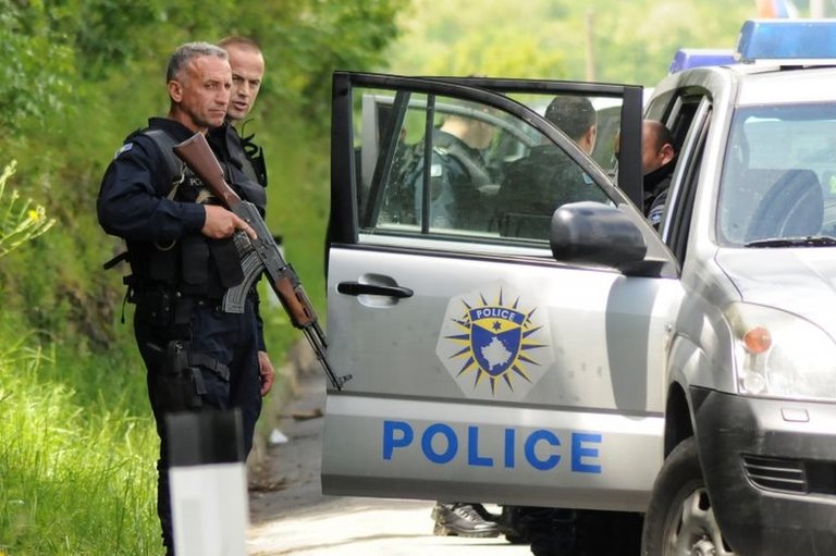 Armed Kosovo police during a raid near the town of Zubin Potok. Photo: 28 May 2019
