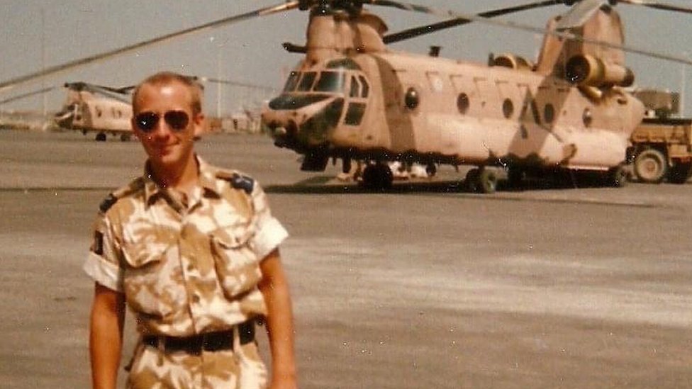 Kerry Fuller fotografiado durante la Guerra del Golfo.