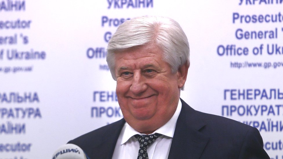 Віктор Шокін довго не реагував на вимоги політиків щодо його відставки, однак зрештою піти його попросив і президент