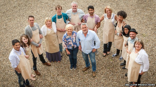 Конкурсанты Мэри Берри, Пол Голливуд и Great British Bake Off 2015