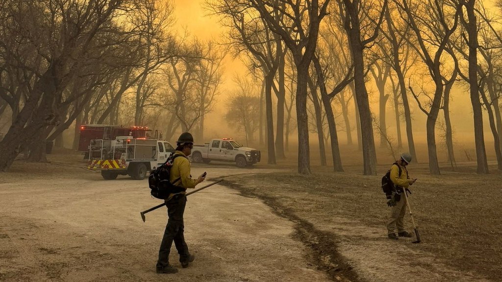 Texas battles second-biggest wildfire disaster in state history