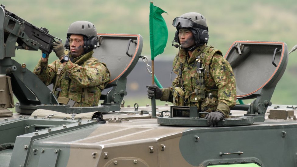 Soldados de las Fuerzas de Autodefensa de Japón durante unos ejercicios militares.
