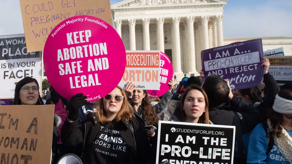 Protestas a favor y en contra del aborto