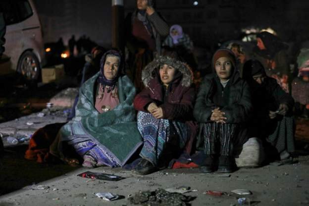 土耳其哈塔伊省的災民面臨嚴寒的威脅。