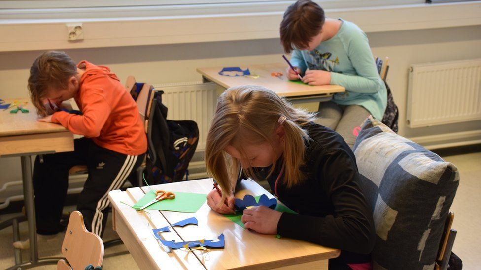 Finlandia: cómo la igualdad de oportunidades para ricos y pobres ayudó a  que el país nórdico se convirtiera en referencia mundial en educación - BBC  News Mundo