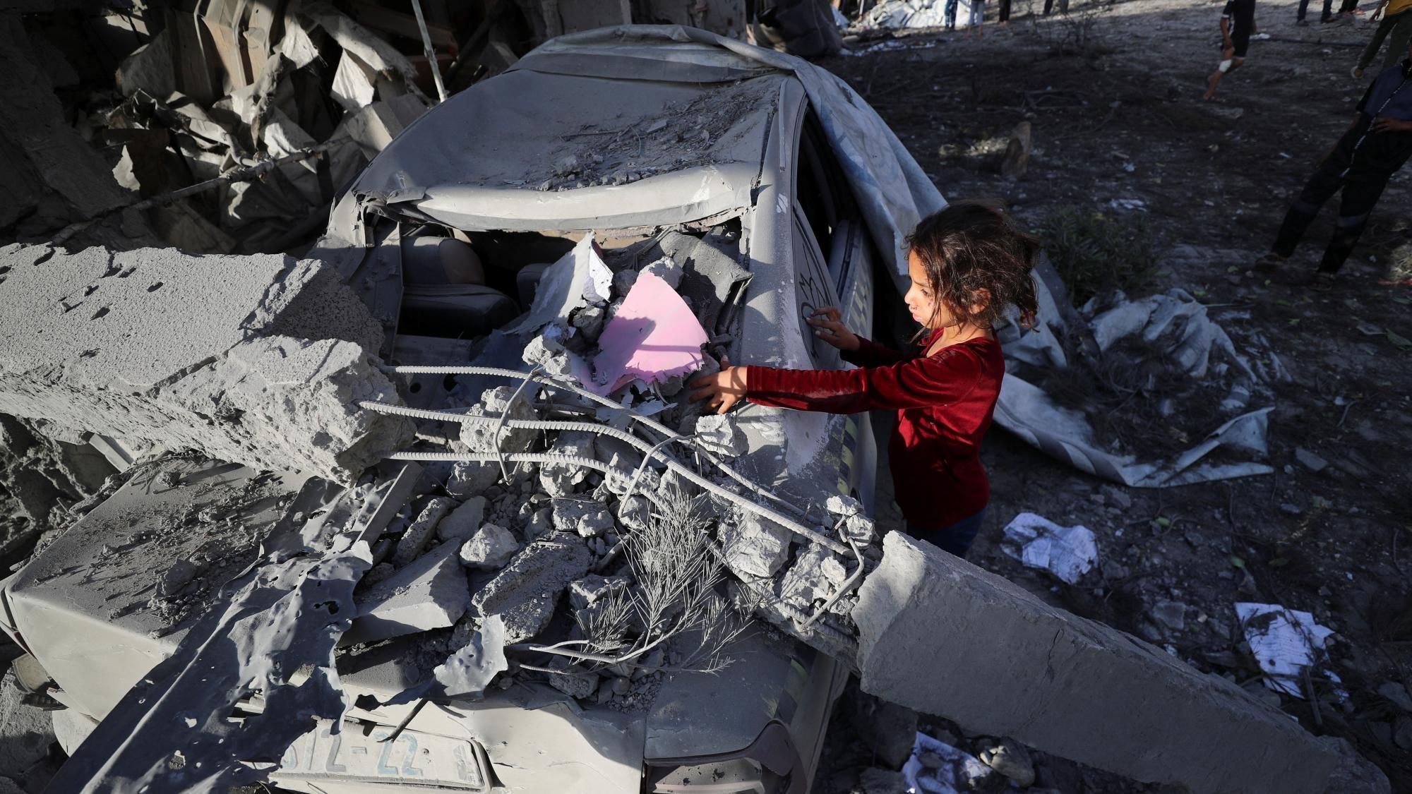 Israeli strikes across Gaza kill 80, hospitals and rescuers say