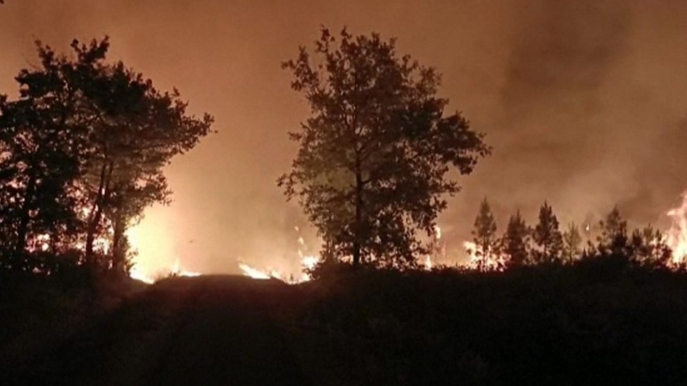 Megafire rips through swathes of land near Bordeaux