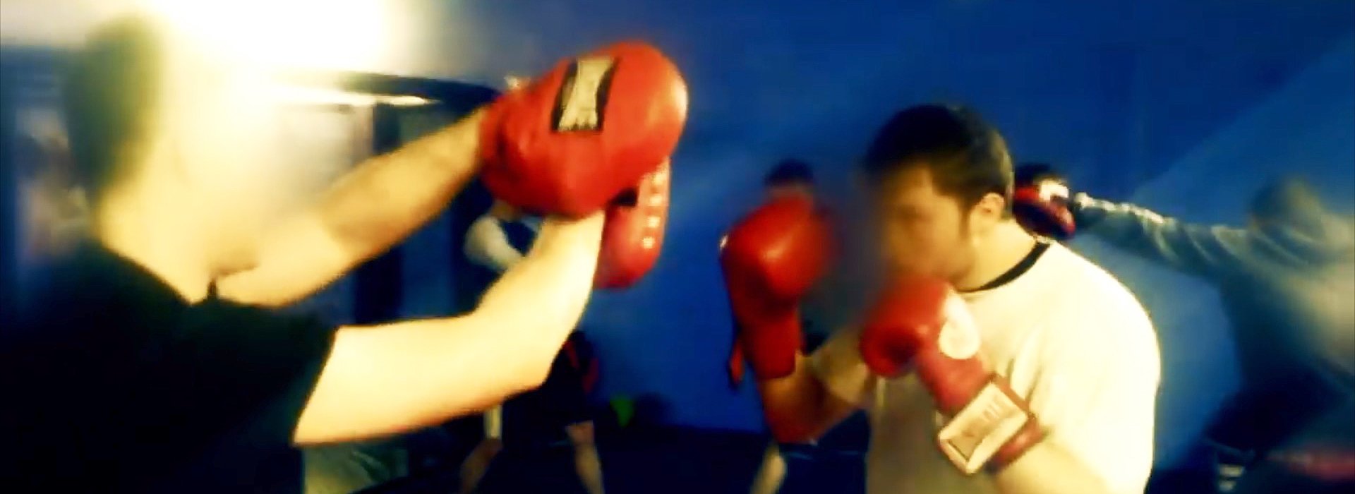 Jack Renshaw practicando boxeo
