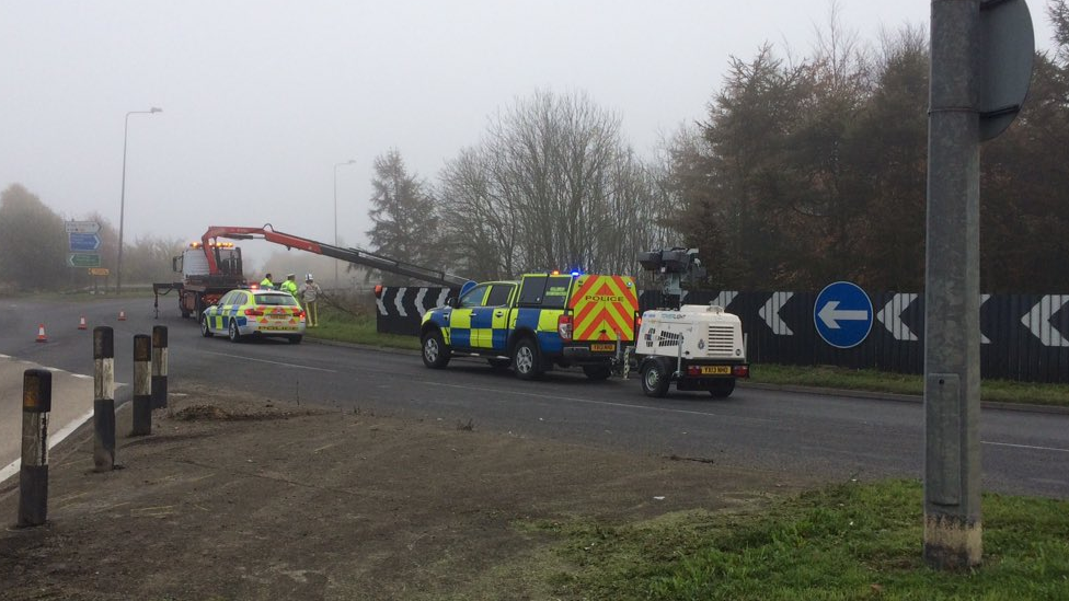 Driver found dead 20 hours after North Lincolnshire crash BBC News