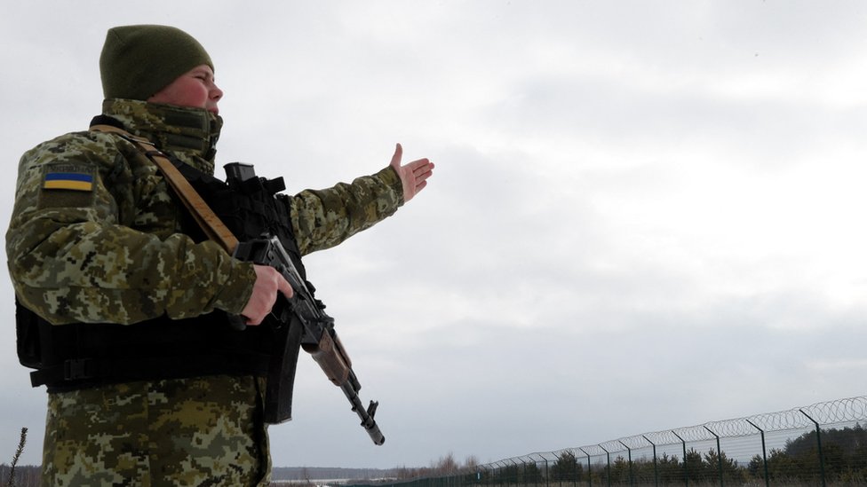 جندي أوكراني.