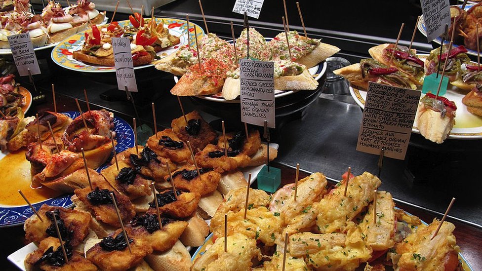 Pintxos vascos