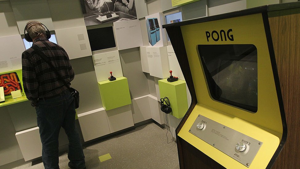 Máquina de fliperama do Pong no Museu dos Jogos de Computador, em Berlim (26 de janeiro, 2011)