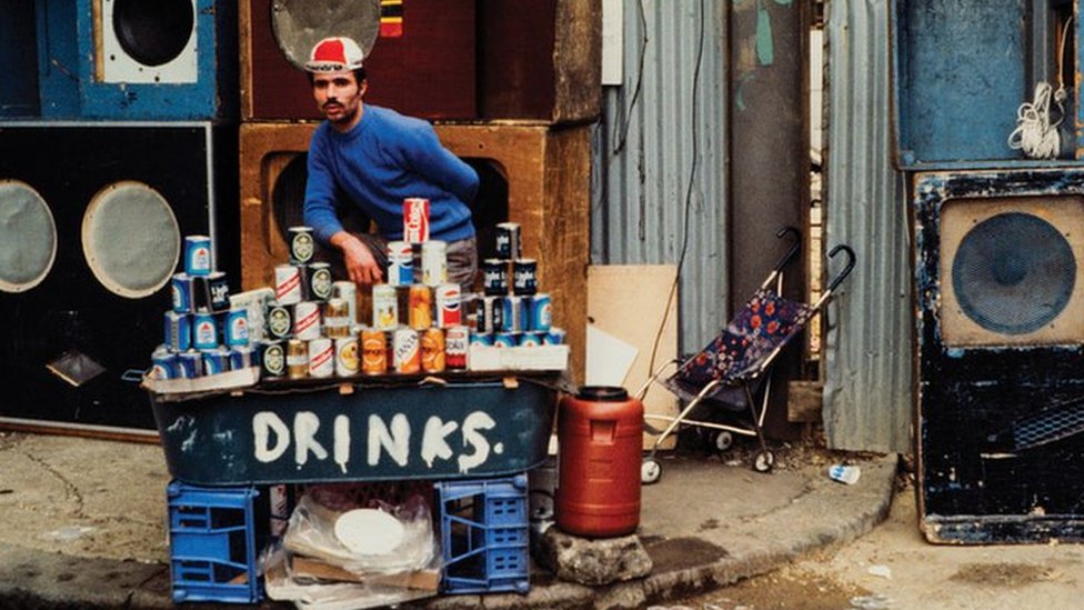 The underground sound systems of the UK's reggae scene - BBC News