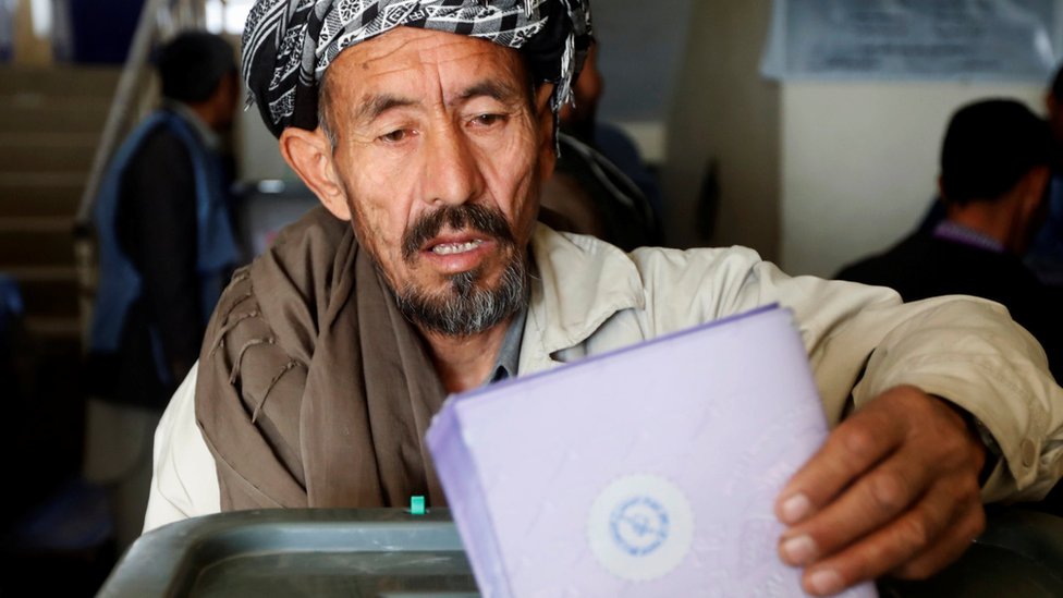 Afghan presidential election delayed by three months