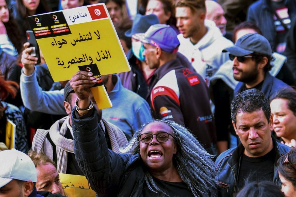 الحزب القومي التونسي ونظرية "الاستبدال العظيم" 2 تظاهرة رافضة للخطاب العنصري في تونس