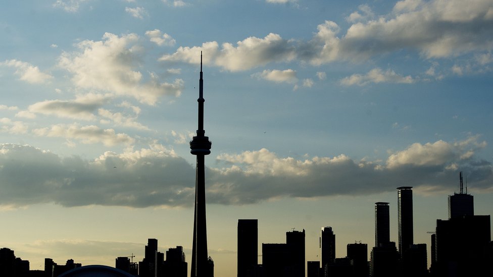Вид на горизонт в Торонто, Онтарио, 10 июля 2015 г.