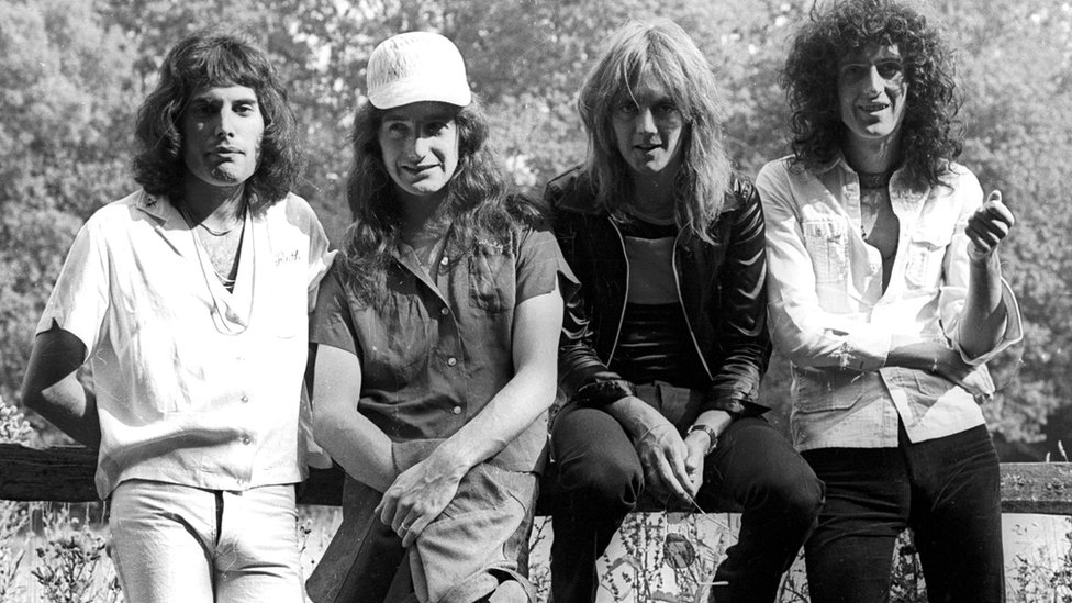 Queen записали Bohemian Rhapsody в Rockfield Studios в 1975 году