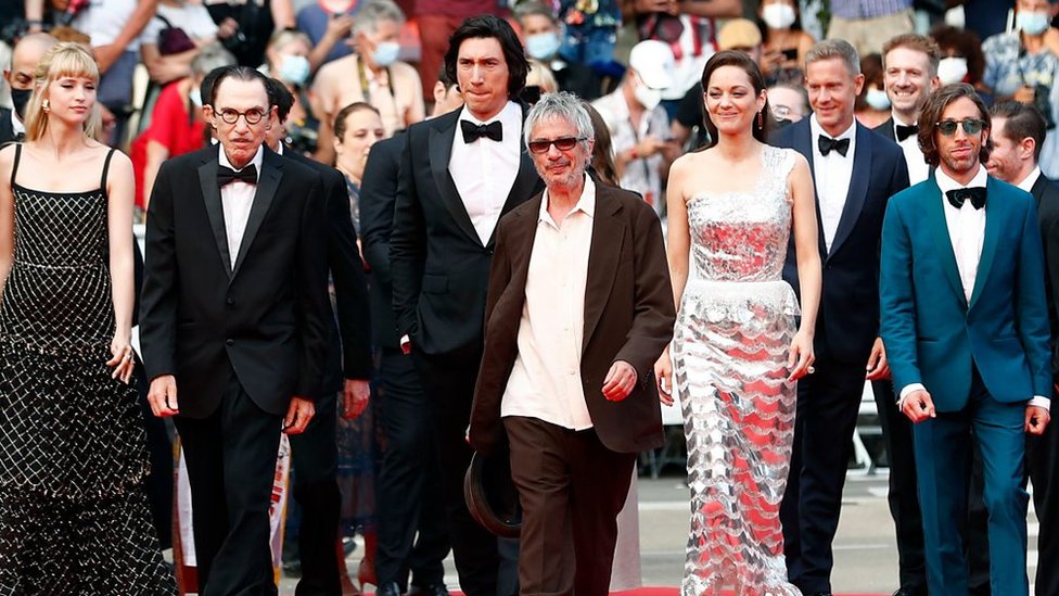 Cannes 2021: Film stars without masks on Cannes red carpet