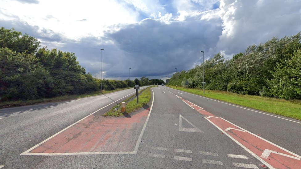 A52 at Bingham shuts after serious crash