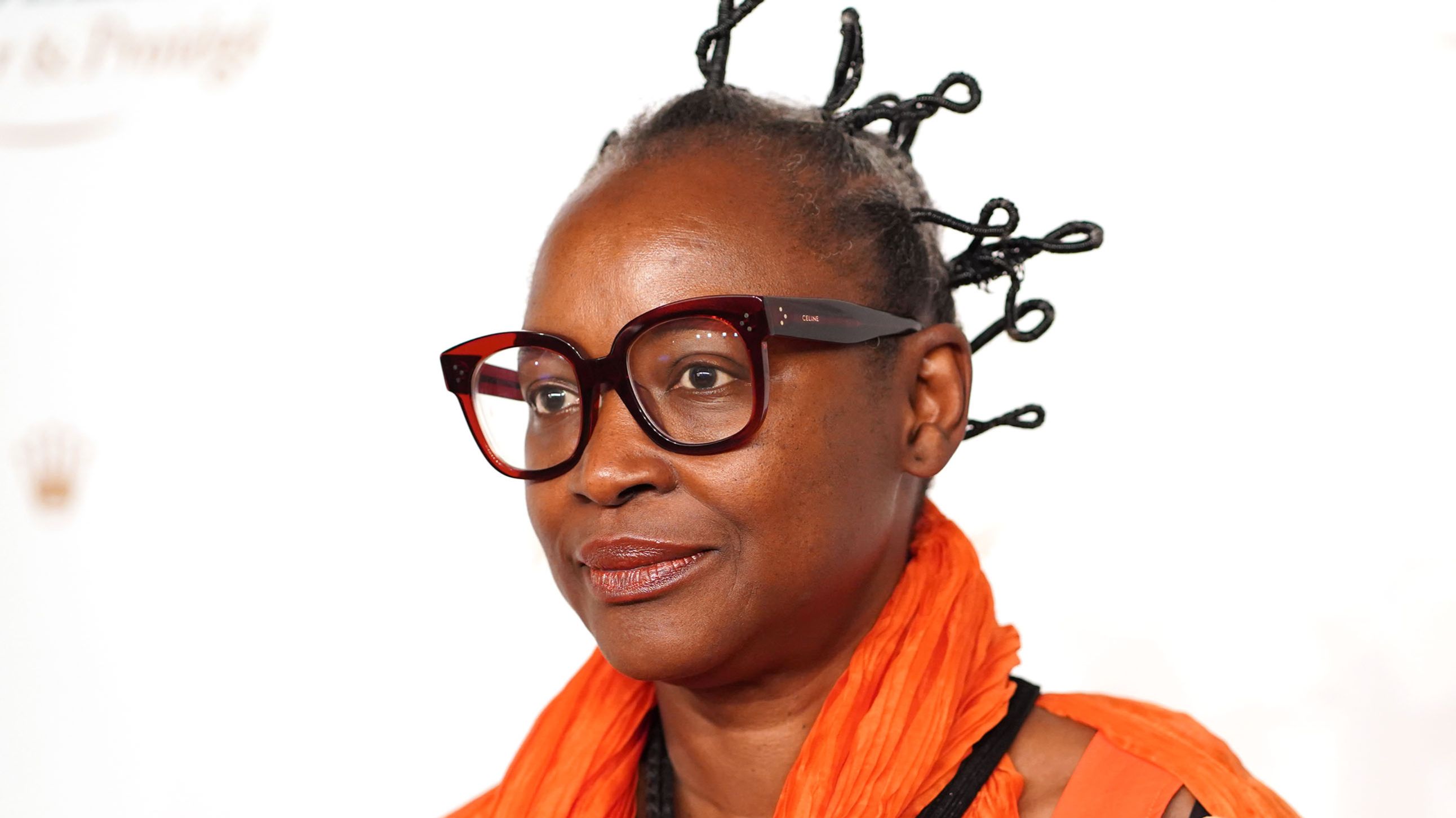 ミュージシャン Qoo Koyo Kouoh: Cameroonian art curator dies aged 57 at height of career