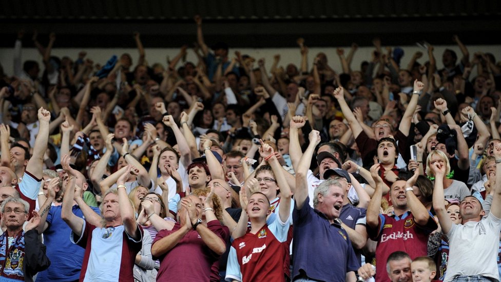 Aficionados del Burnley.