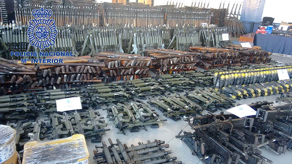 Запасы оружия, захваченные Национальной полицией Испании в ходе операции «Порту»