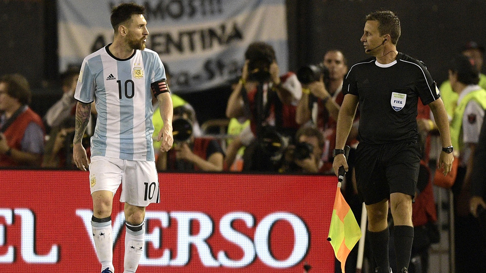 La sanción de Messi ha sido vista como un reflejo de que la AFA está mal gobernada. "Con Grondona esto no pasa", dijeron muchos. Messi