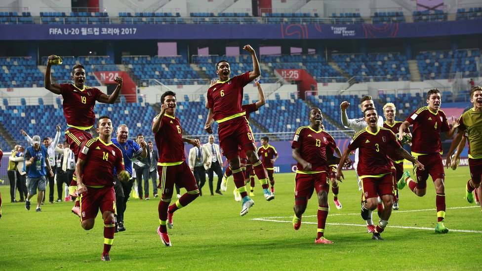 Muchos de los futbolistas venezolanos ya juegan fuera de su país. Jugadores venezolanos