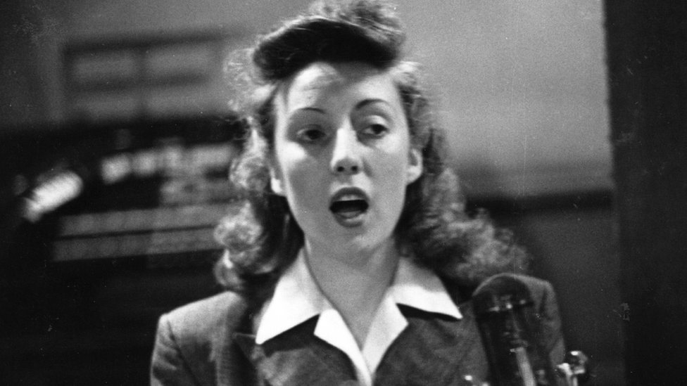 Вера Линн в 1945 году