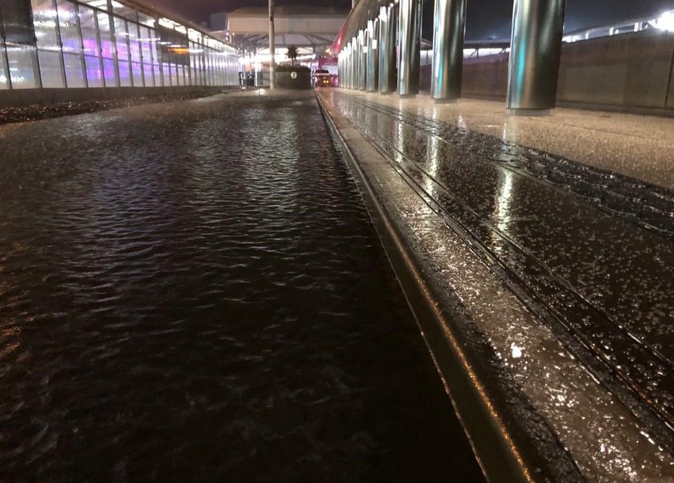 Затопленная трамвайная линия