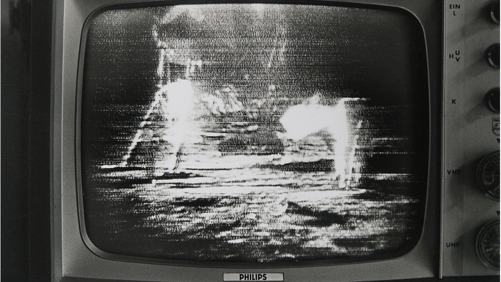высадка на Луну на телеэкране 21 июля 1969 года