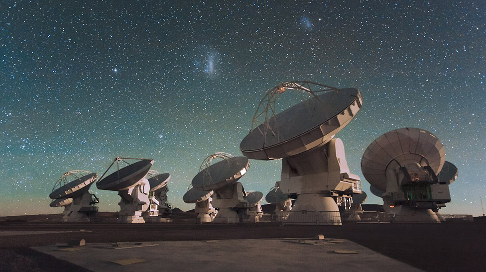 Una serie de telescopios