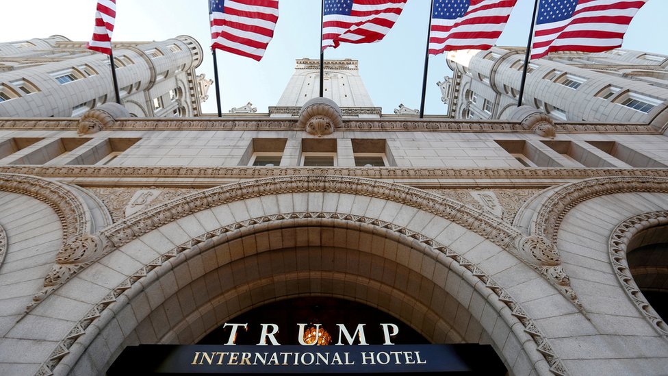 Отель Trump International Hotel в день открытия в Вашингтоне, округ Колумбия, 12 сентября 2016 г.