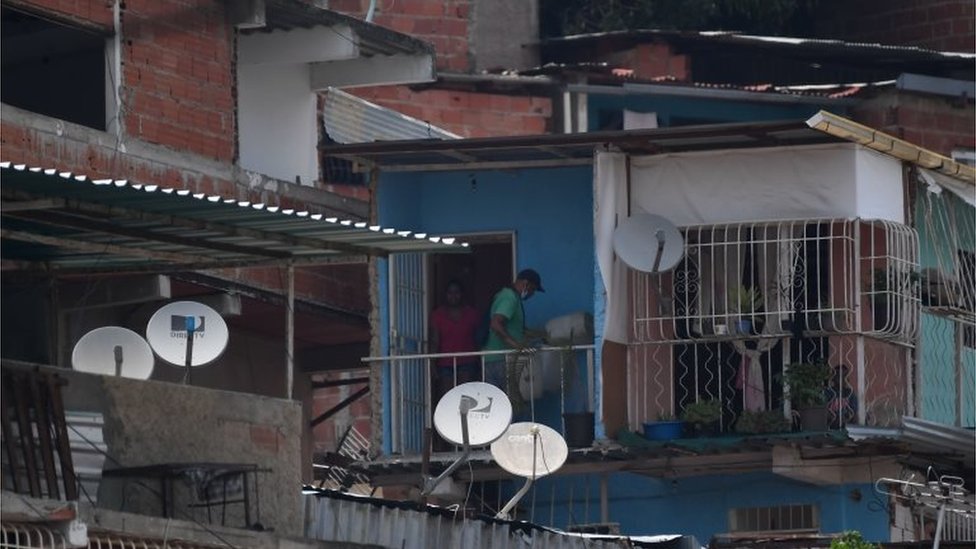 Terrazas con antenas en Caracas.