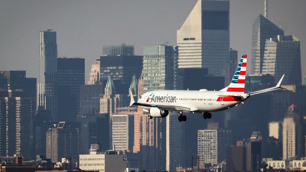 Boeing 737 MAX возобновил пассажирские рейсы в США.