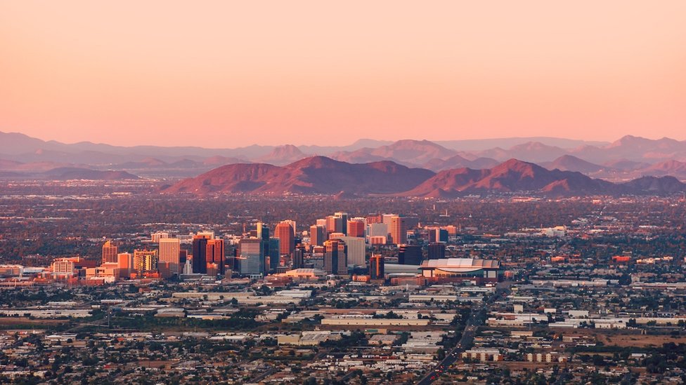 Se ha dicho que la comunidad inteligente que Bill Gates quiere construir estará a las afueras de Phoenix. Phoenix