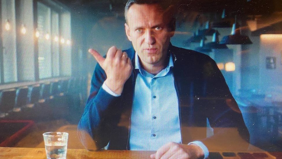 Фильм HBO о Навальном показали на фестивале Sundance. Какой получилась картина