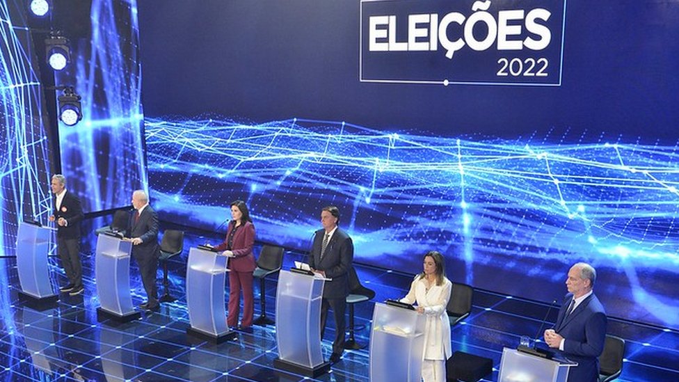Candidatos à Presidência da República durante debate na TV Bandeirantes em 28 de agosto de 2022